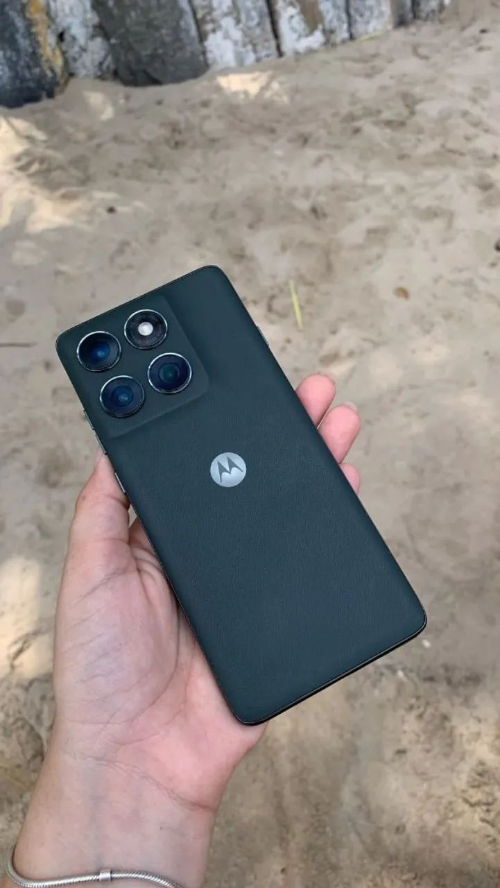 Motorola EDGE  - Foto 2