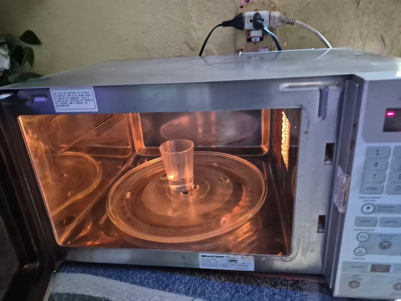 Microondas Brastemp 30Litros - Foto 2