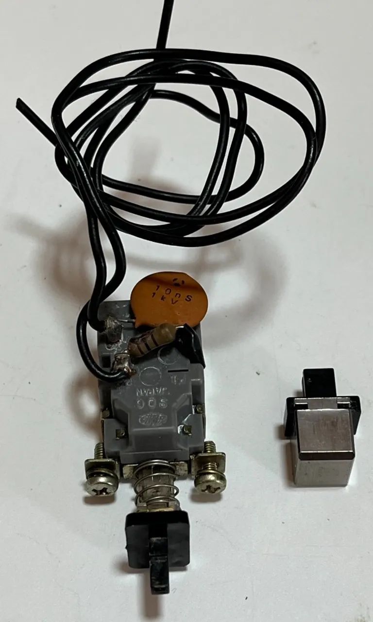 Tape Deck Gradiente S-96 - Chave Power On/Off - Foto 3