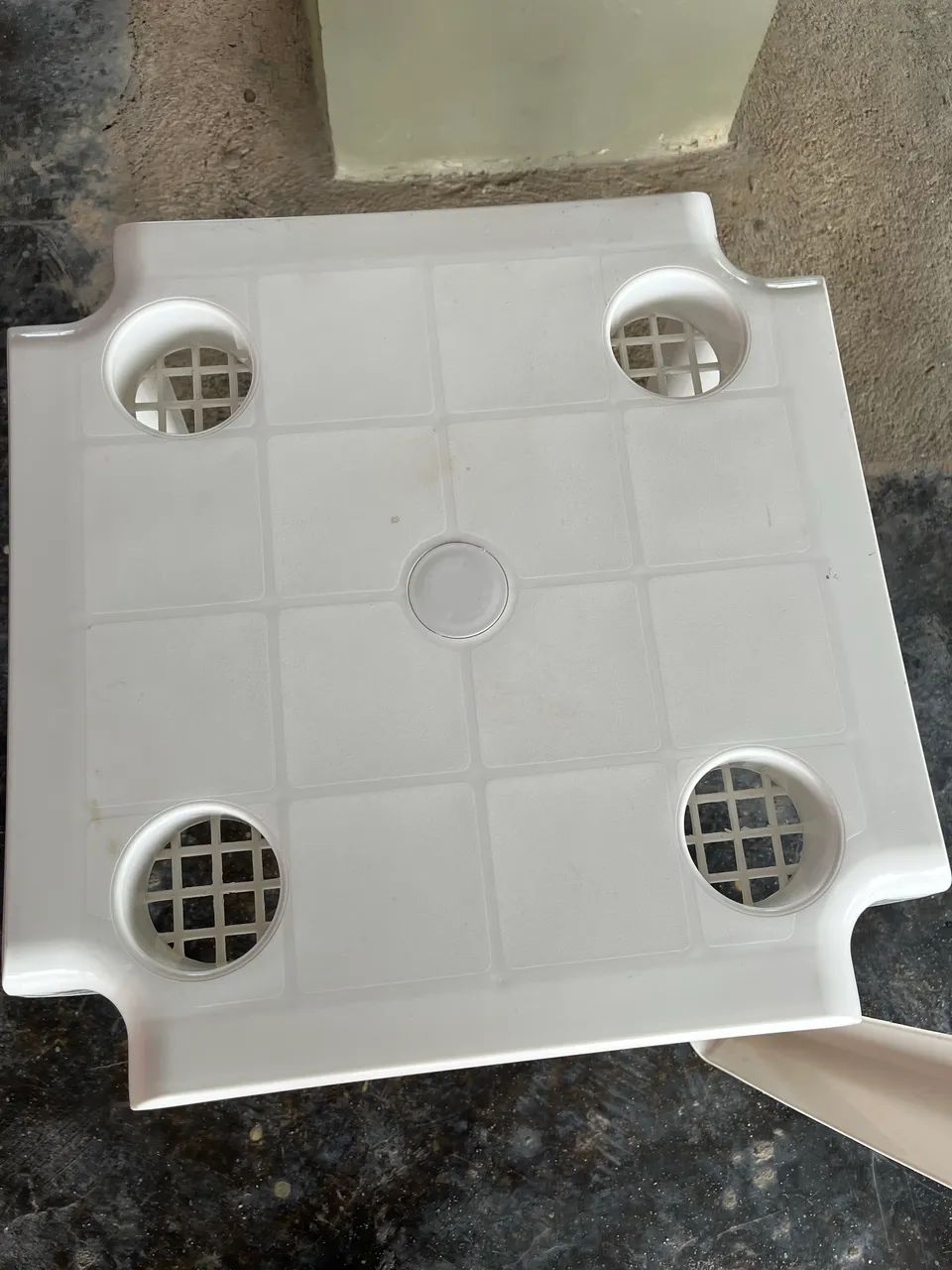 Mesa com porta copos