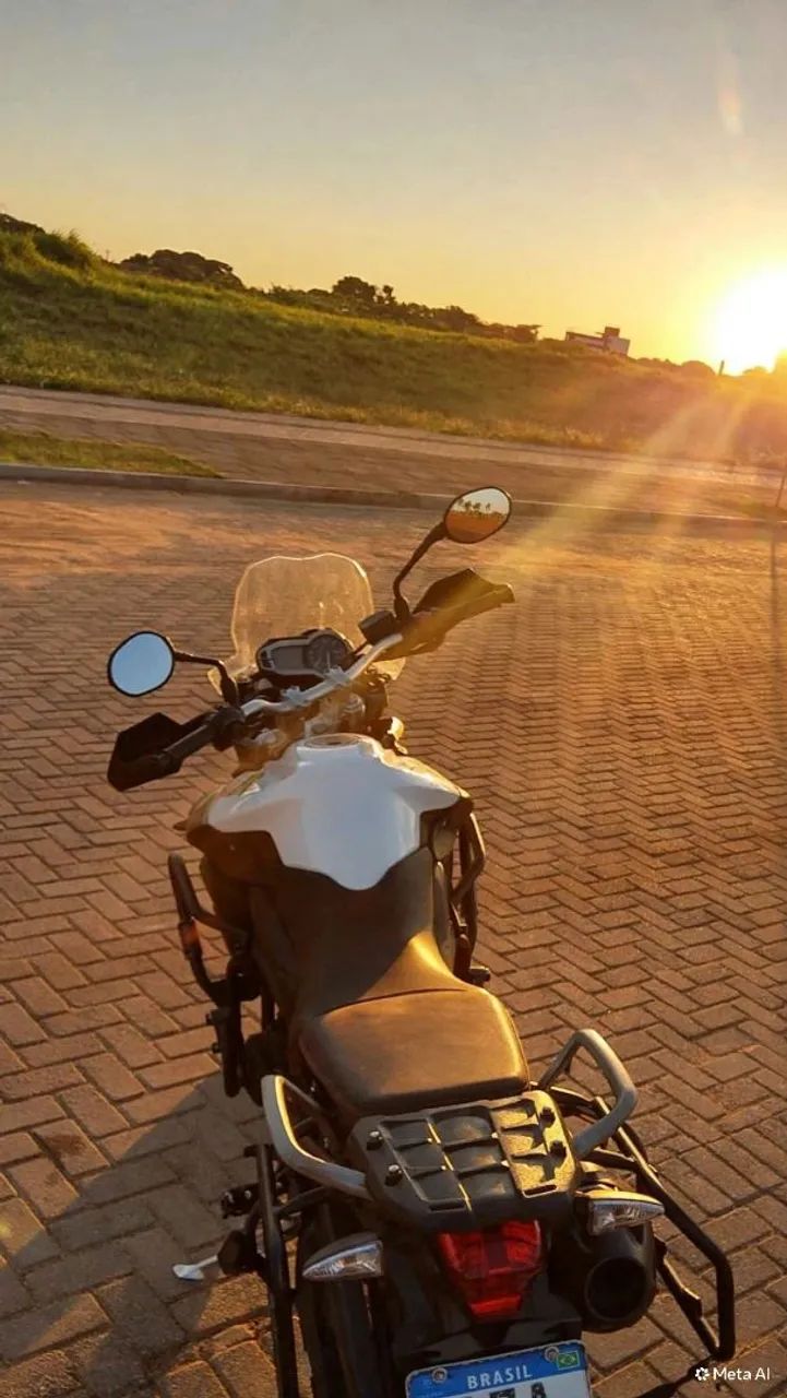 TRIUMPH TIGER 800 - Foto 4