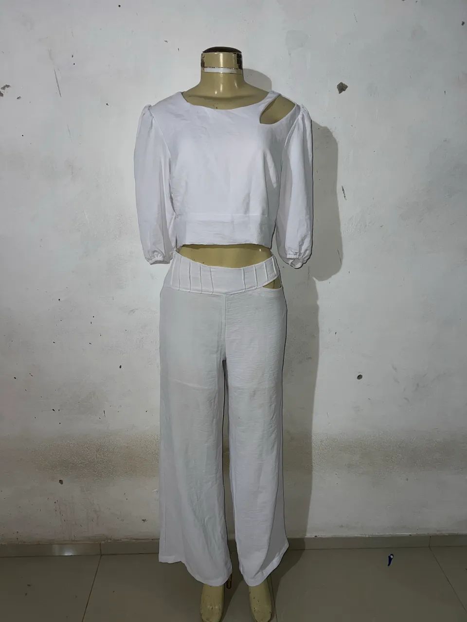 Bazar conjunto feminino branco G usado uma vez 