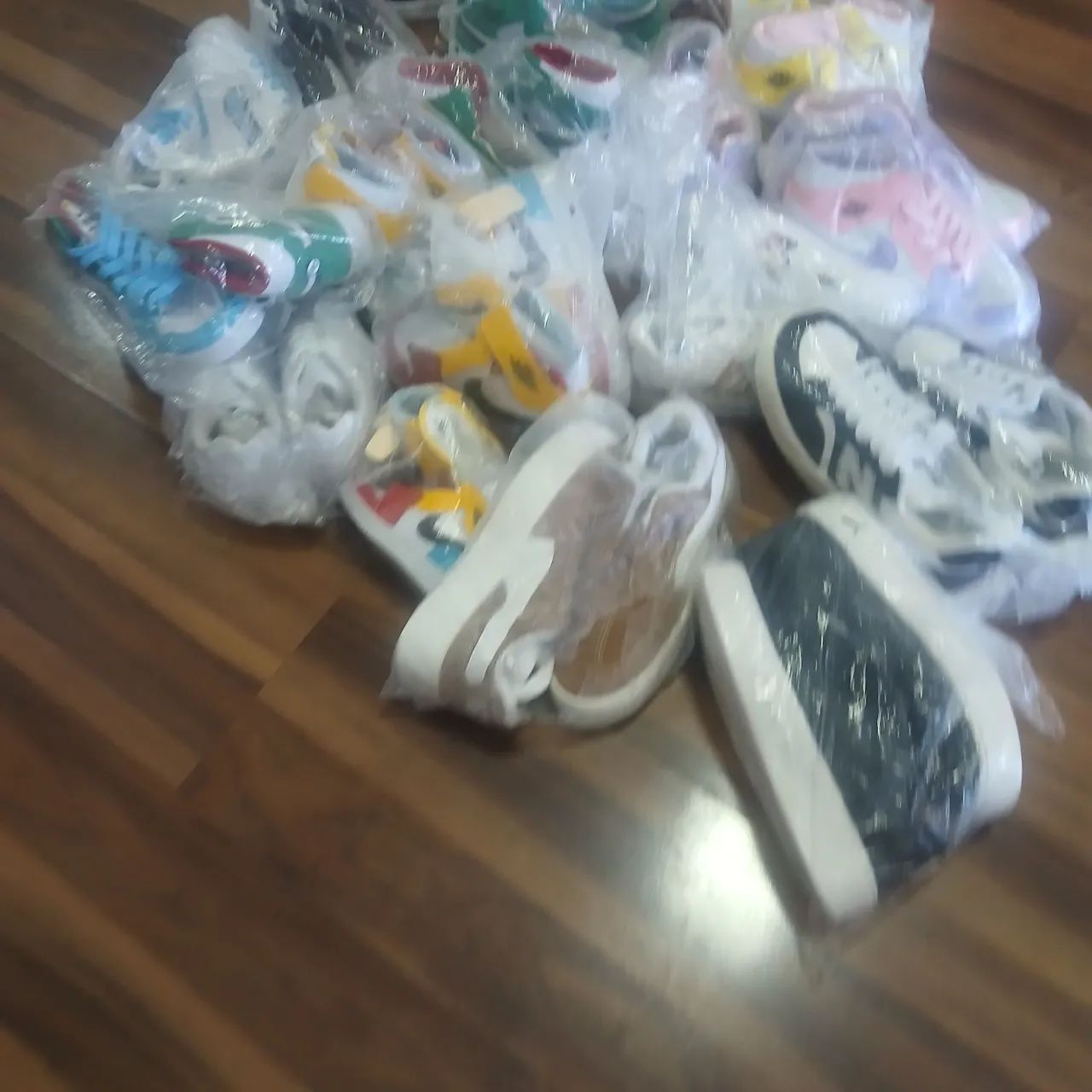 Lote Tênis Ponta Estoque Infantil  - Foto 2