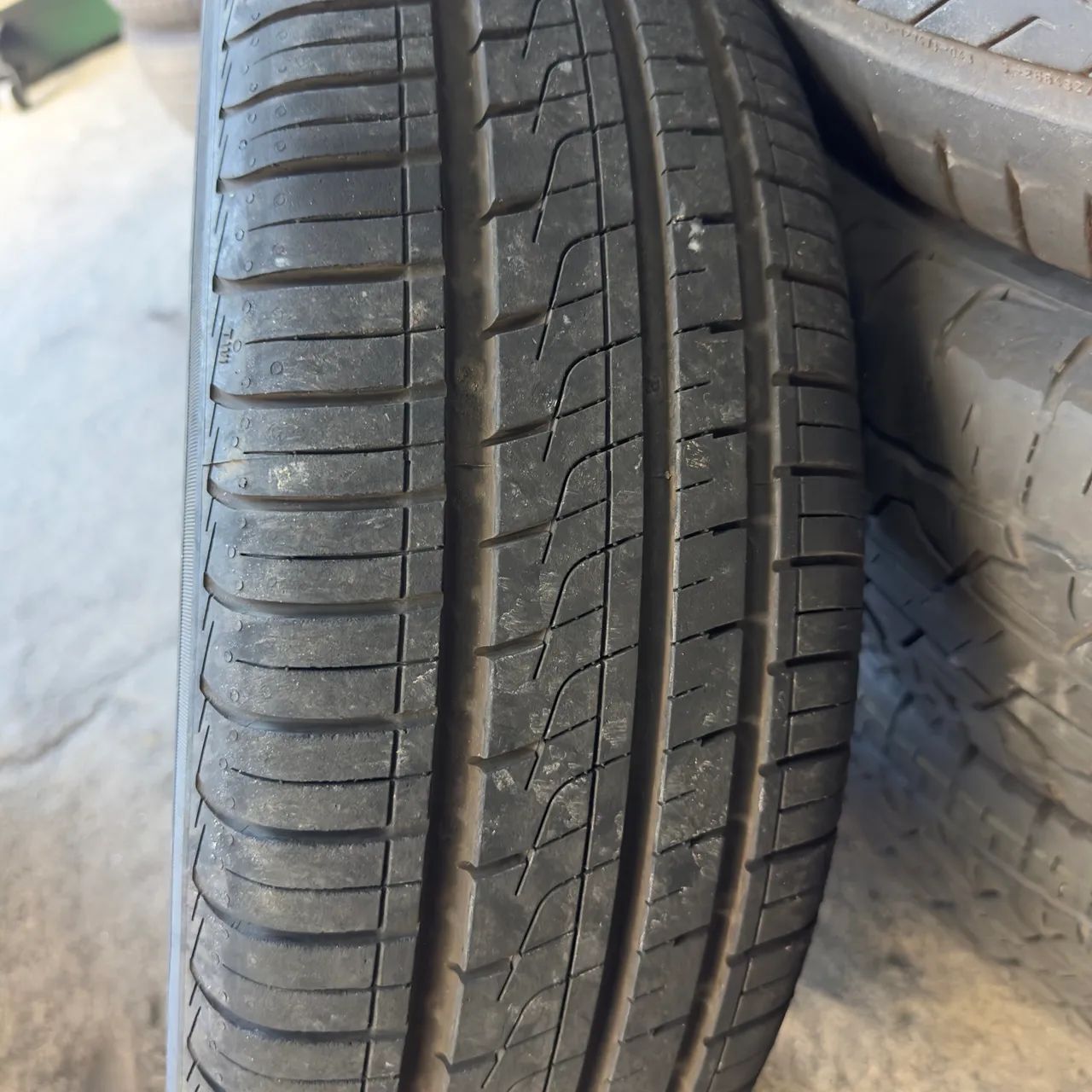 Pneu Pirelli para vulcanização 