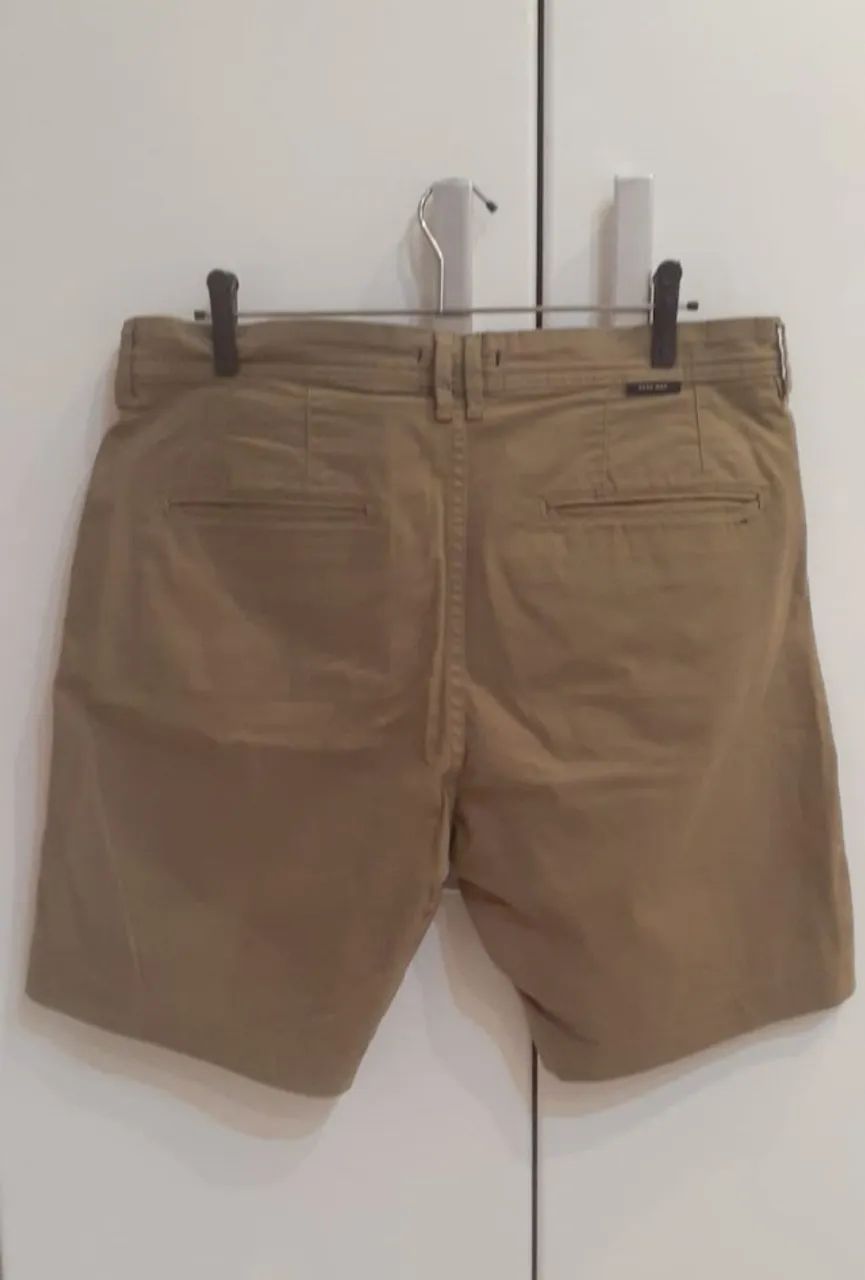 Bermuda ZARA de sarja - Foto 2