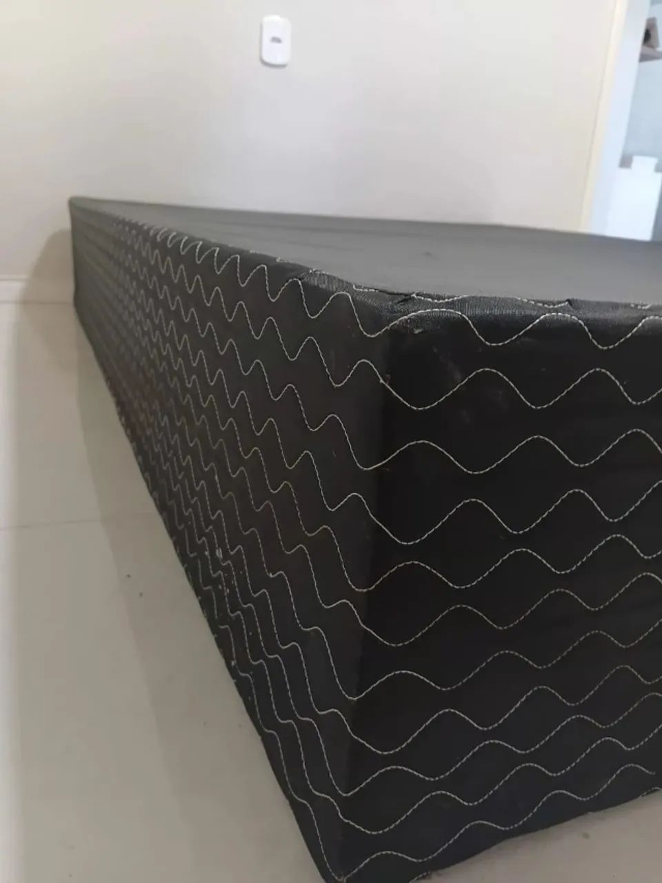 Cama e colchão de casal  - Foto 2