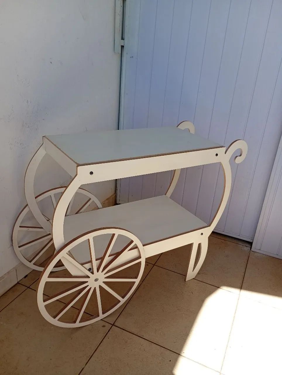Vende-se Carrinho de MDF branco 