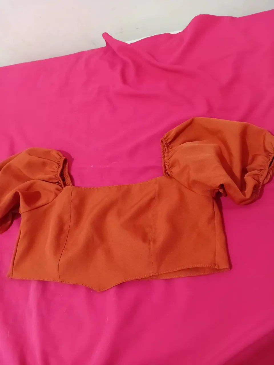 blusa marrom