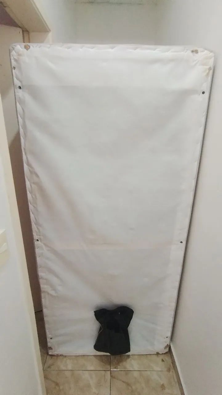 Base cama solteiro box em perfeito estado - Foto 4