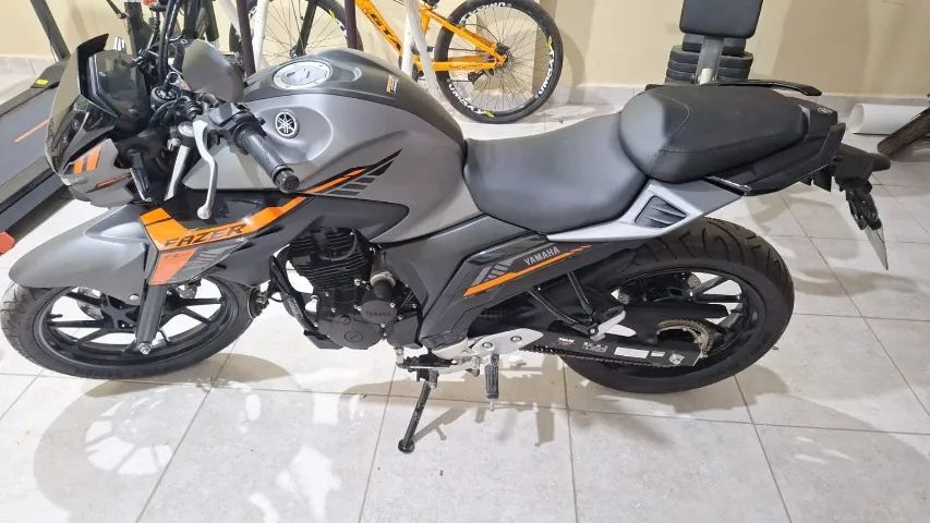MOTO ESPECIAL  - Foto 2