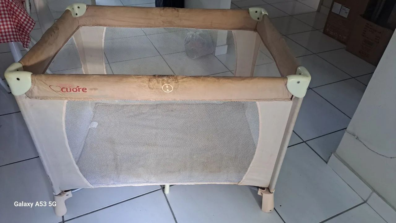 Berço desmontável 