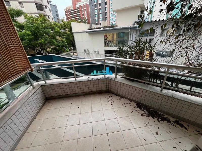 Apartamento amplo 3 quartos + dep - 2 vagas - Foto 5