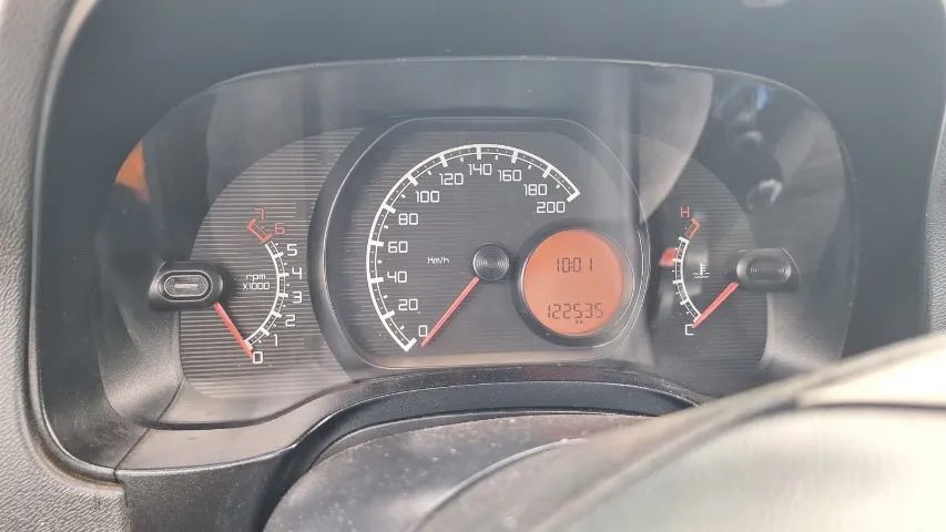 Fiat Strada Working Hard 1.4 Fire Flex 8V CD 2018 - Foto 5