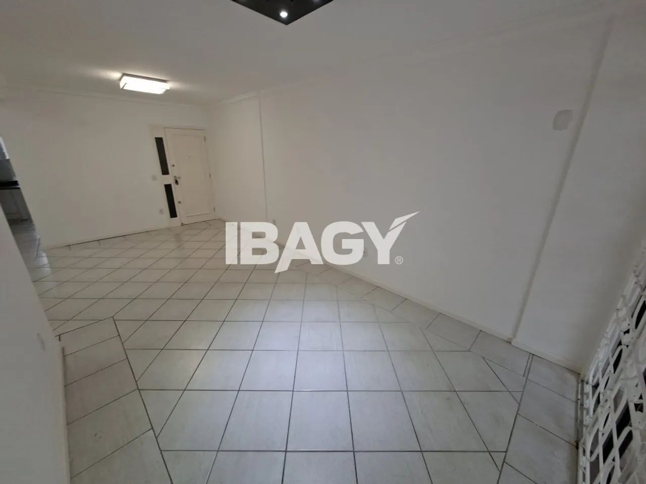 Excelente Apartamento 3 dormitório(s) em Centro - Florianópolis - Foto 4