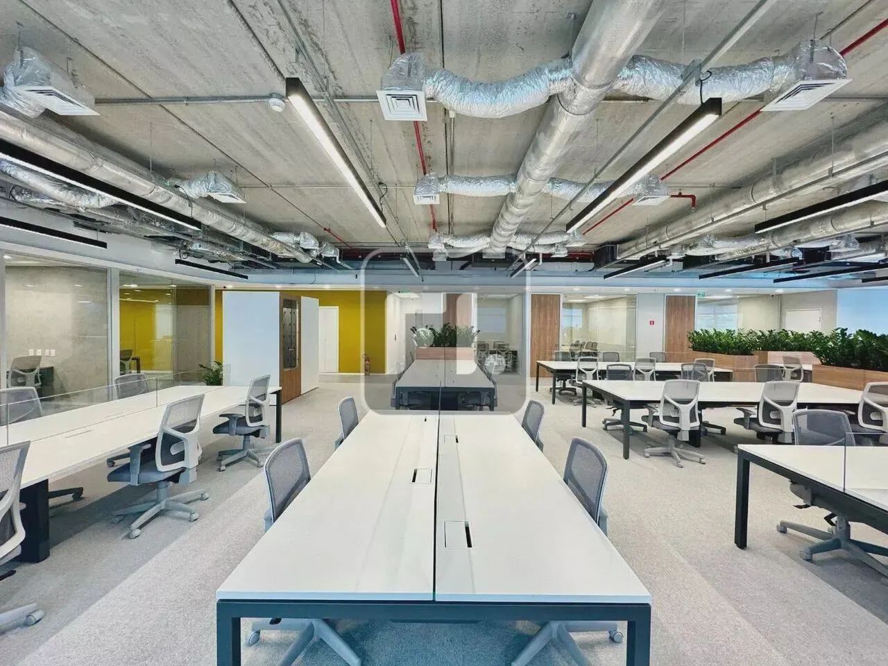 Escritório para aluguel e venda possui 698 metros quadrados em Centro - Rio de Janeiro - R