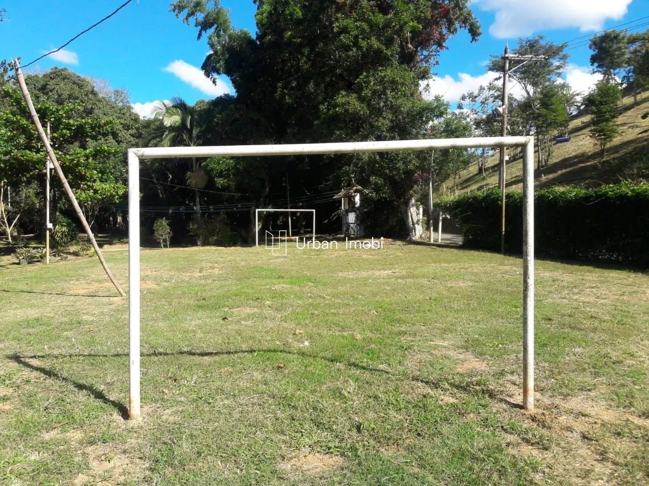 CHÁCARA COMPLETA COM 13.000M², PISCINA, CAMPO E 2 SUÍTES! - Foto 3