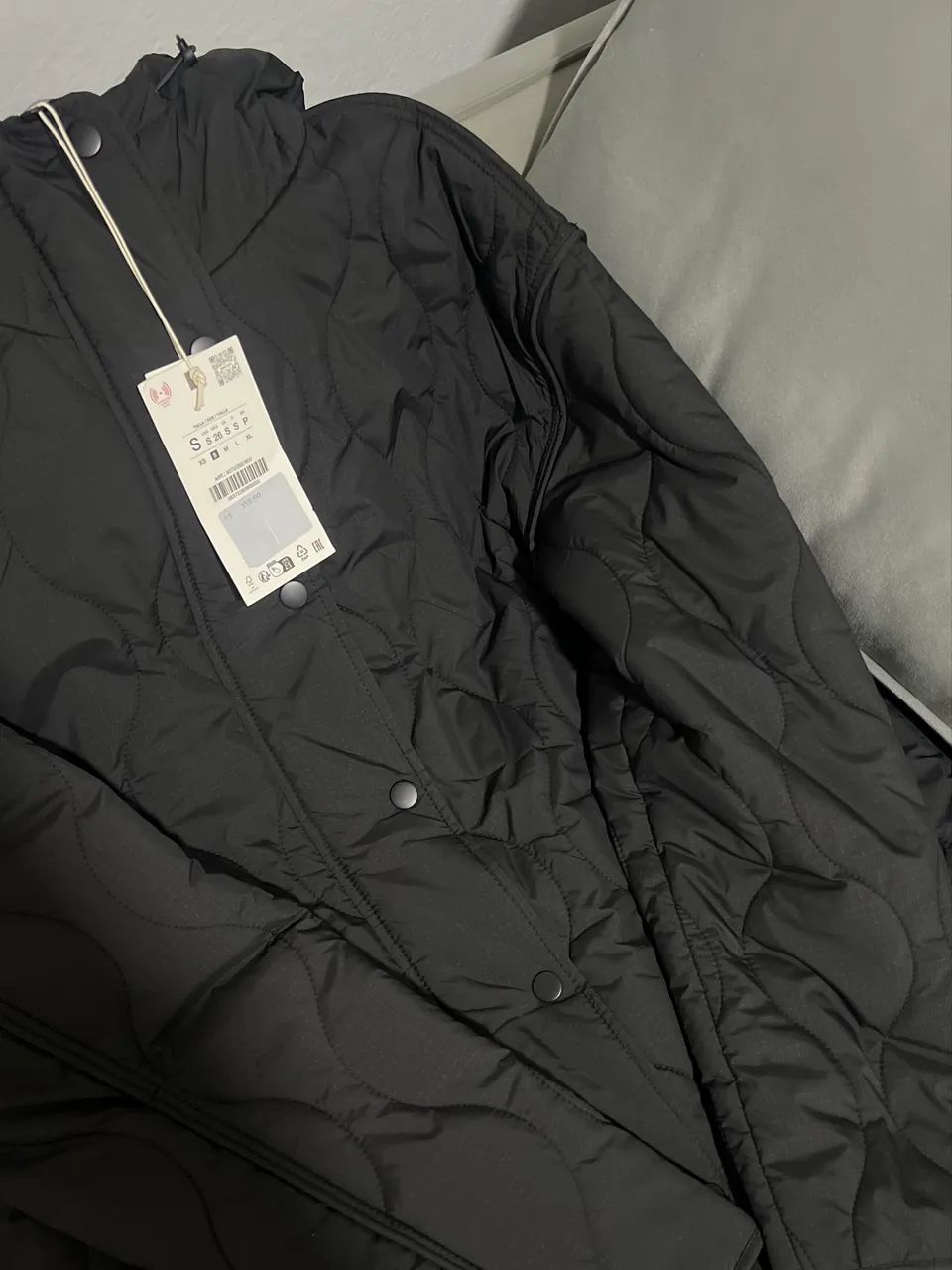 Casaco Zara novo acolchoado com capuz - Foto 5