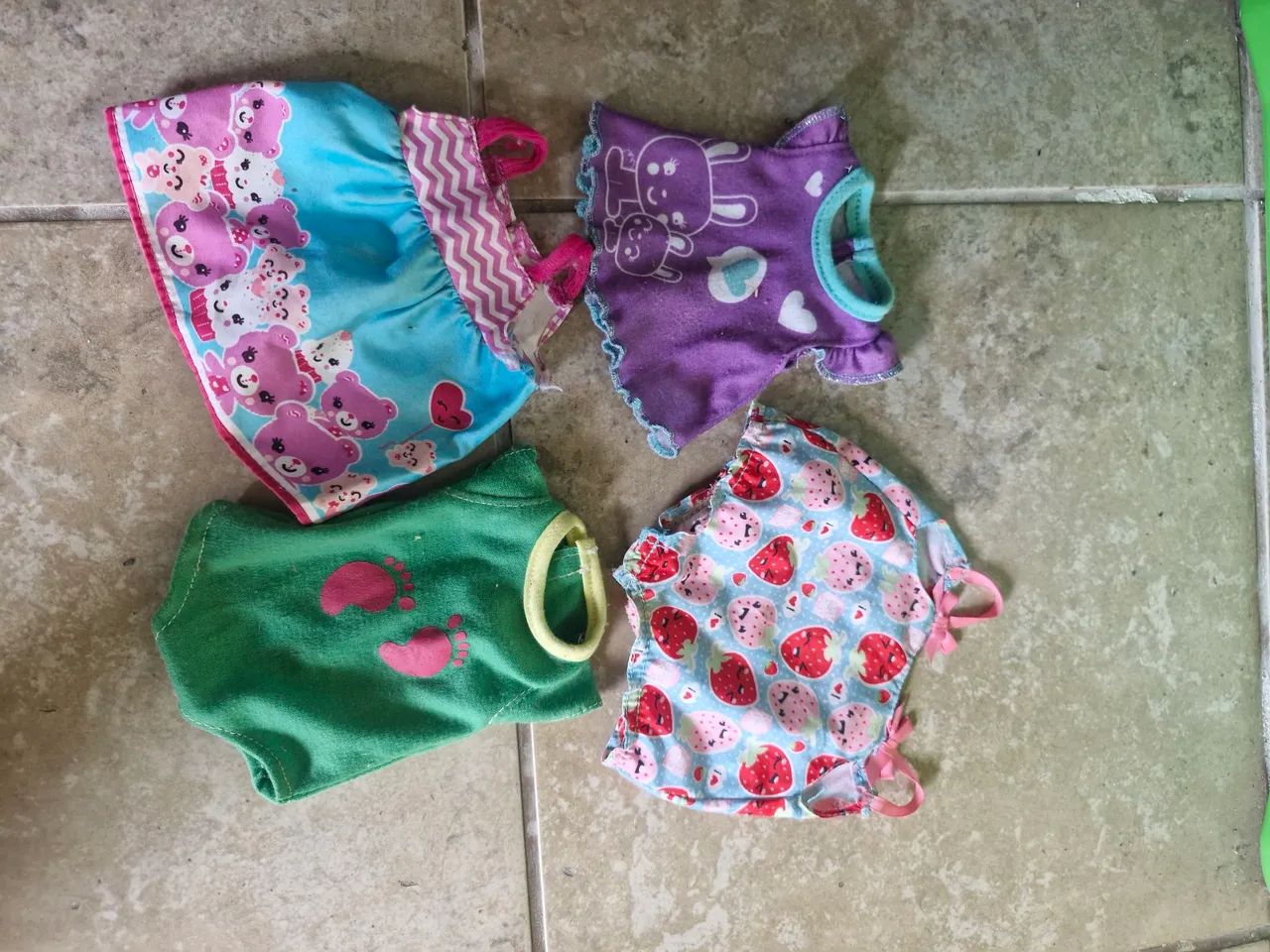 Roupas Baby Alive 2