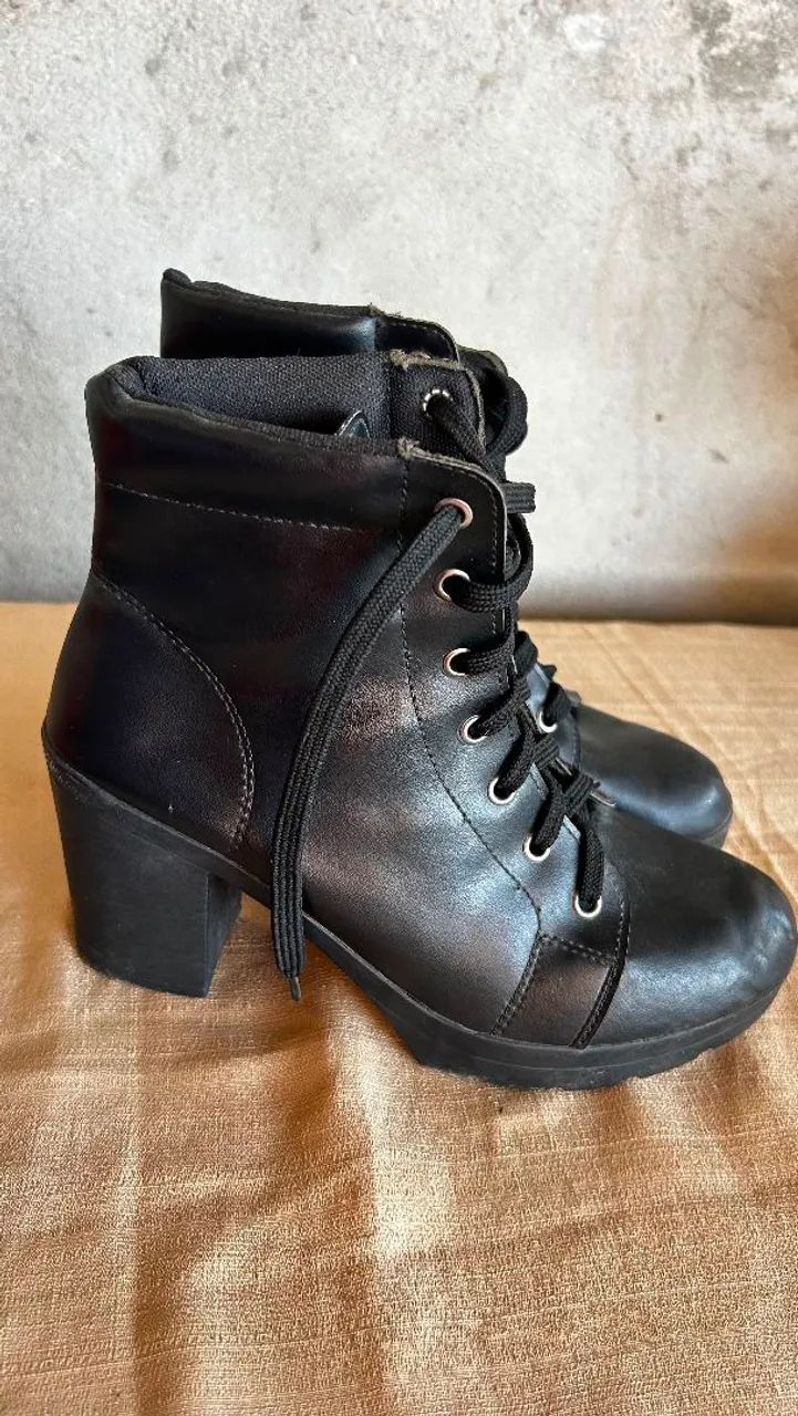 bota coturno (n°37)