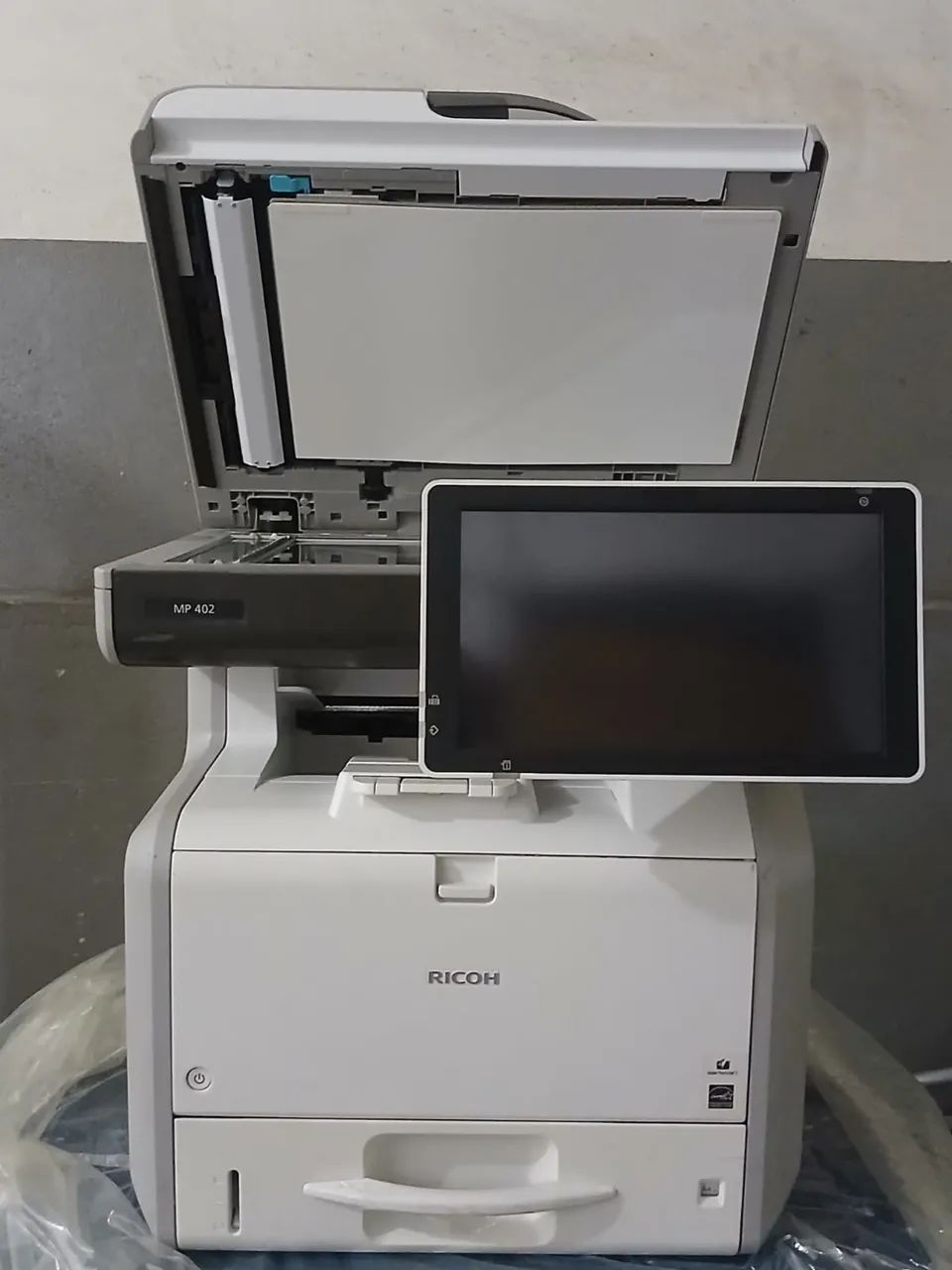 Impressora Ricoh MP 402spf Multifuncional Monocromática - Foto 2