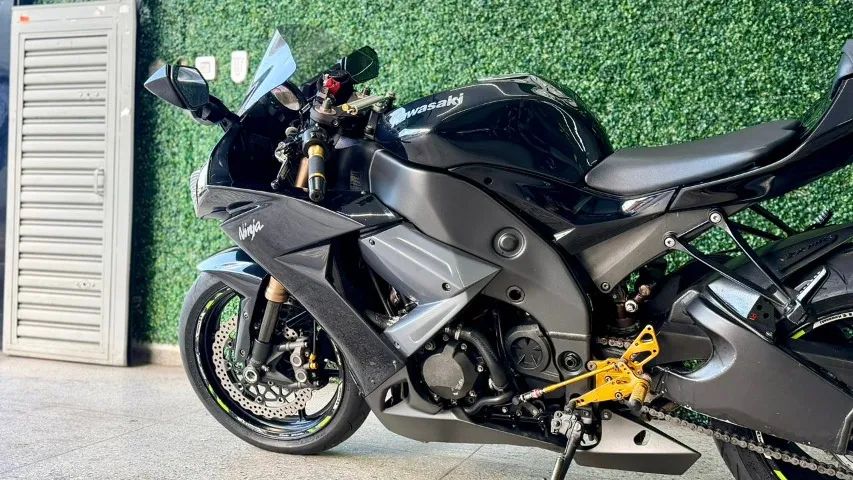 Ninja Zx-10/ Zx-10r 1000cc 2008 - 1503008710 | OLX