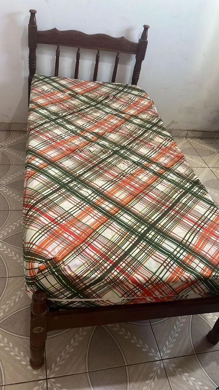 Cama solteiro 
