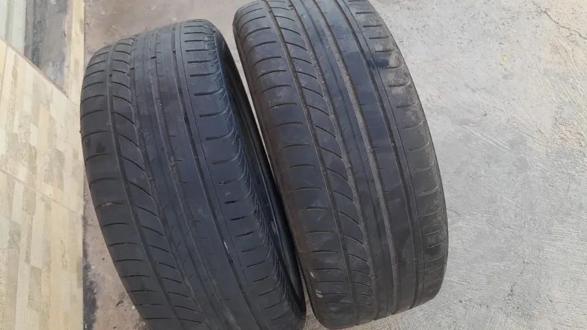 Pneu carro aro 17