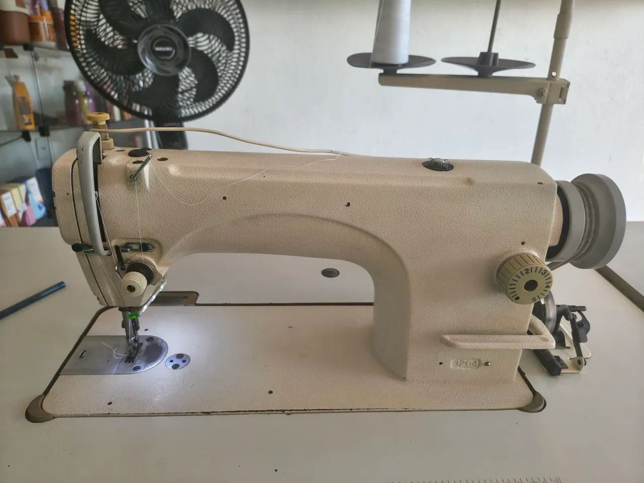 Máquina reta industrial    
