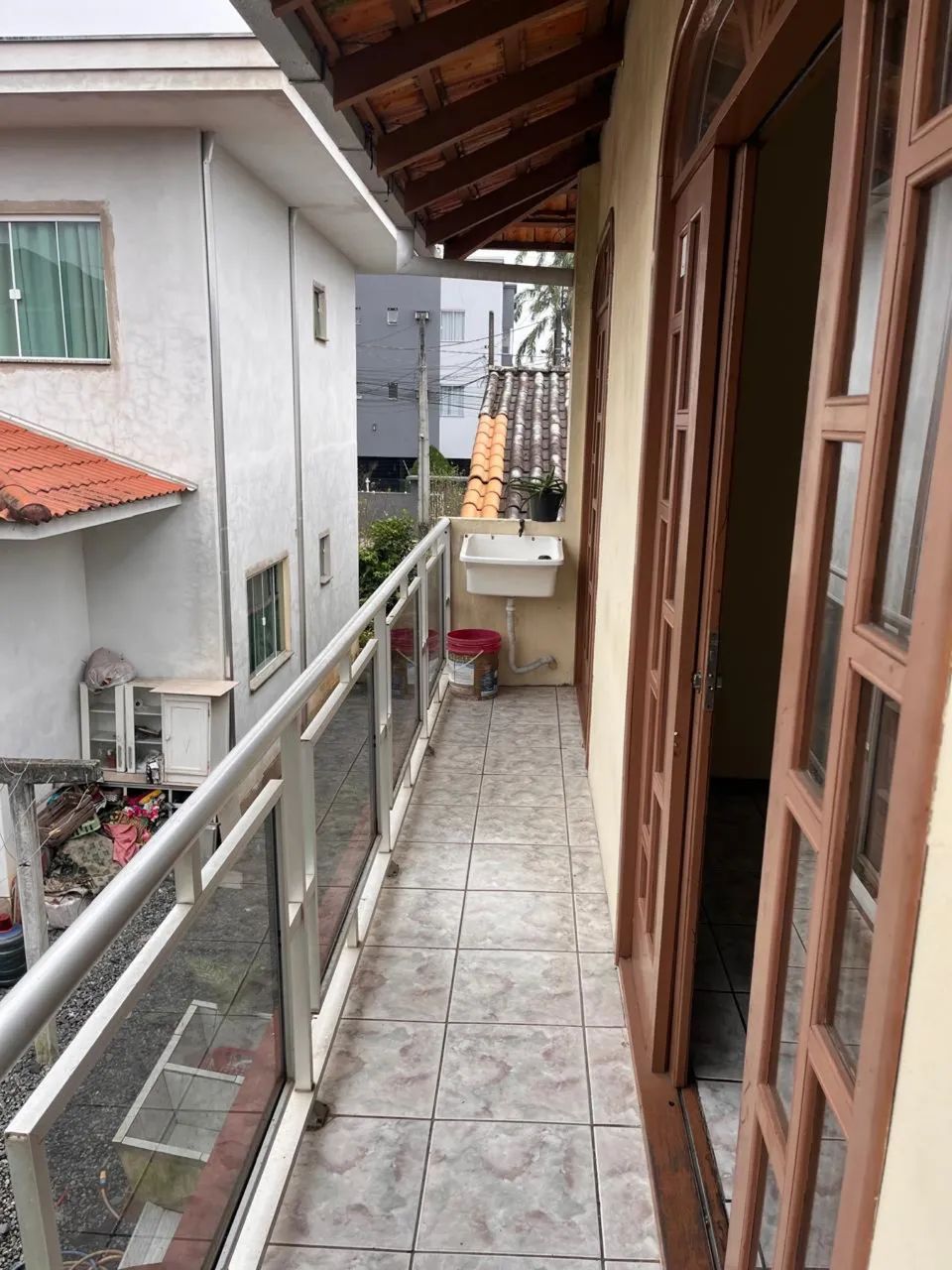 Kitinete 40m no Iririu 