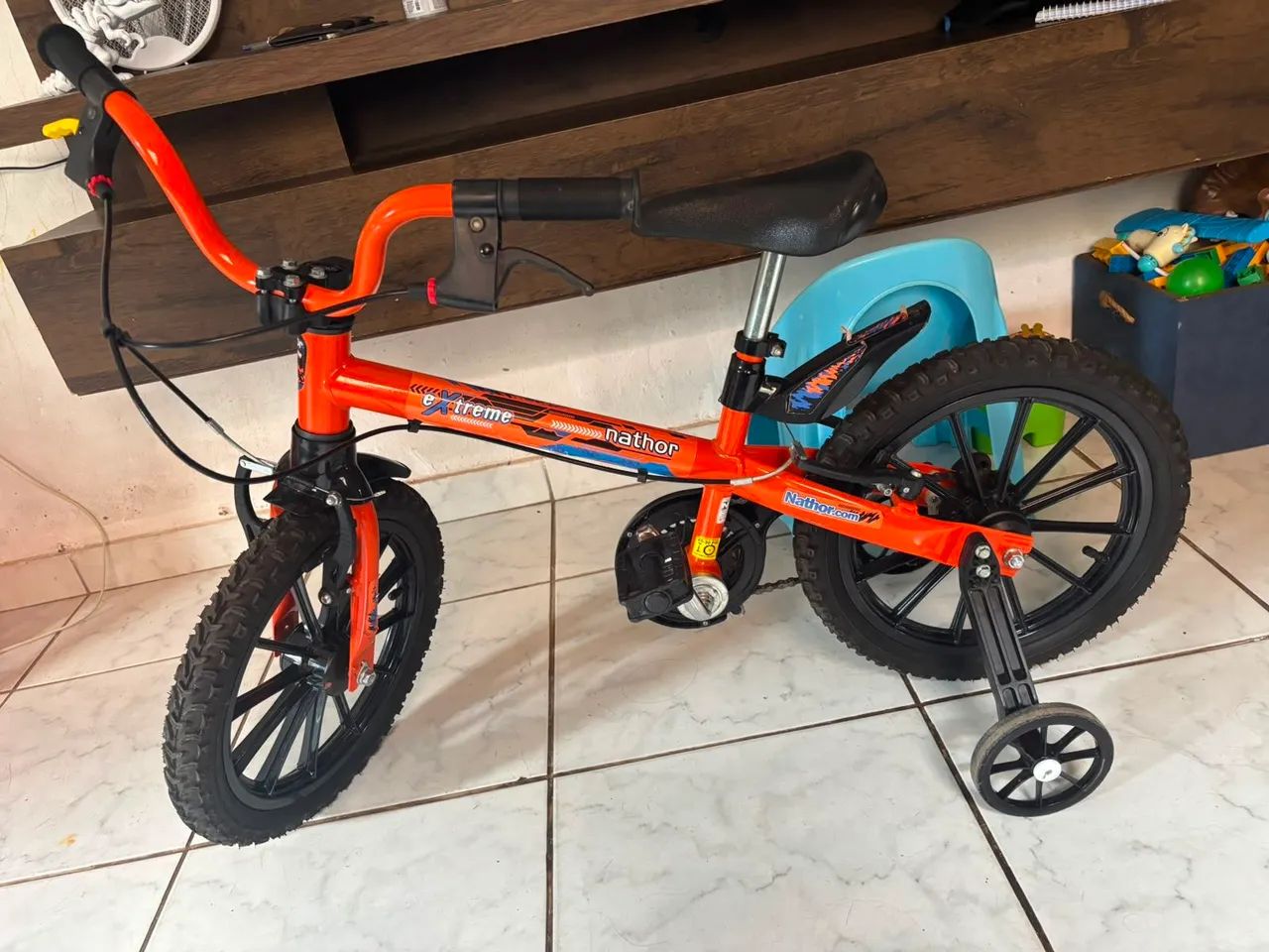 Bicicleta infantil aro 16 - Foto 5
