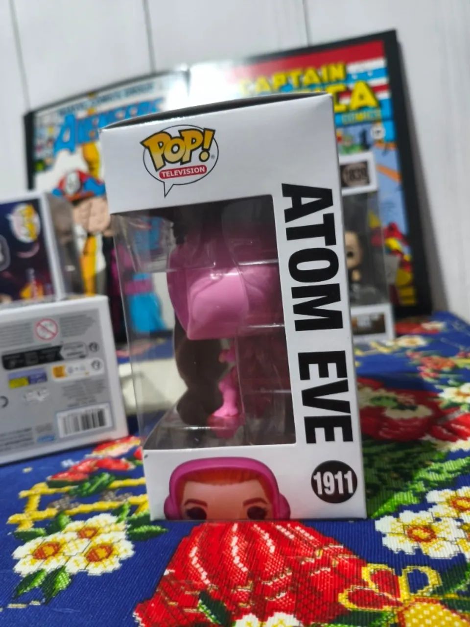 Funko Pop! Television: Amazon Original: Invencible Atom Eve Eve Atômica 1911 - Foto 5