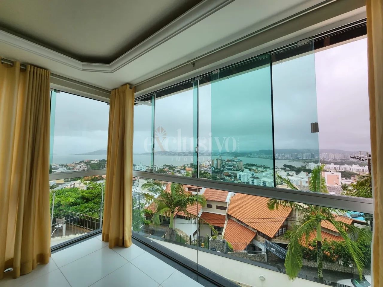 Casa para venda com vista para o mar no Itaguaçu. - Foto 4
