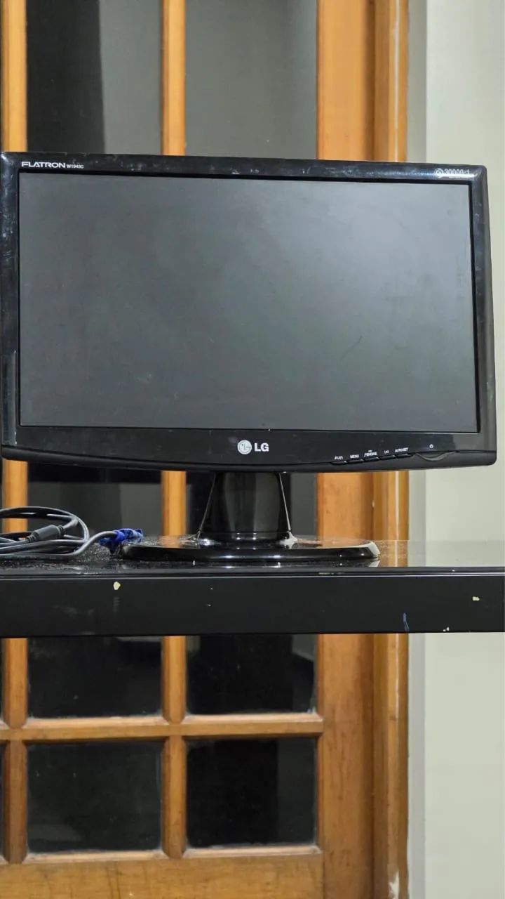 Monitor LG para retirada de peça Flatron W1943C