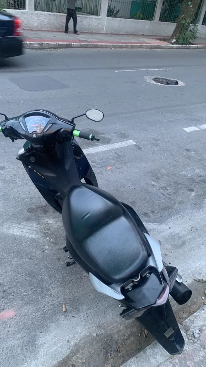 VENDO MOTO  - Foto 2