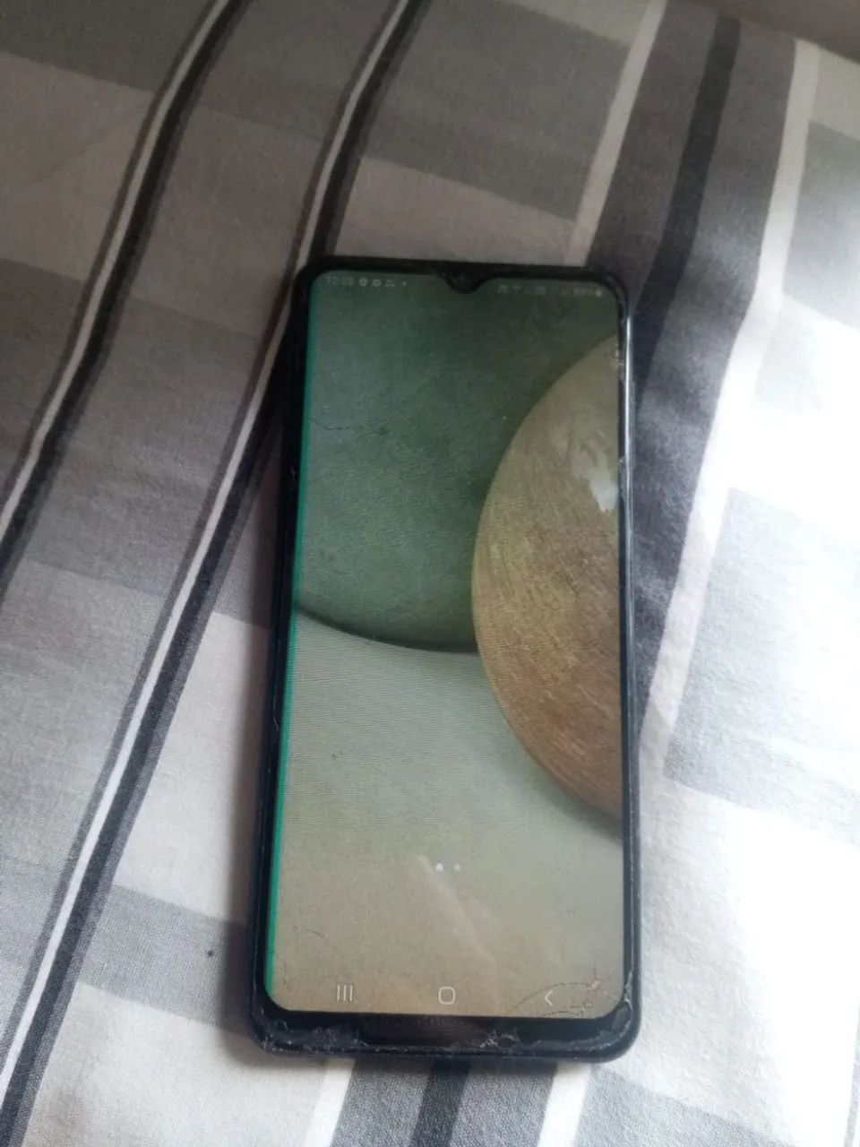Vendo samsung a12 funcionando perfeitamente 