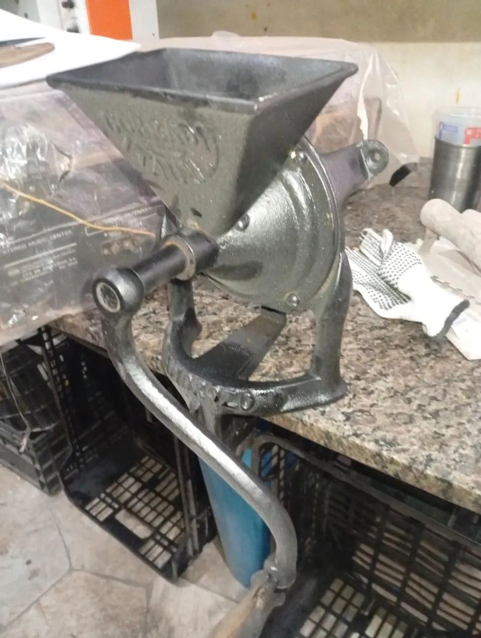 Moedor de café antigo número 4