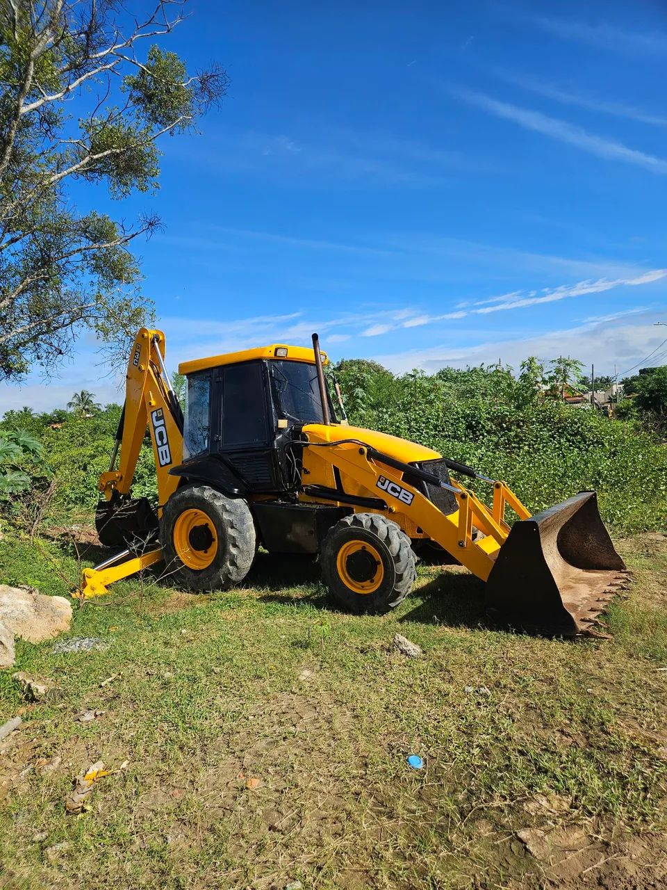 Retroescavadeira jcb - Foto 2