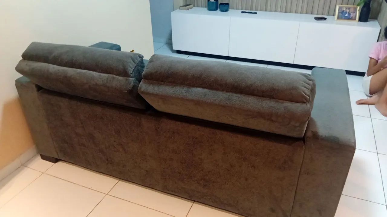 Sofá 3 lugares retrátil cinza chumbo R$ 2000 - Foto 4