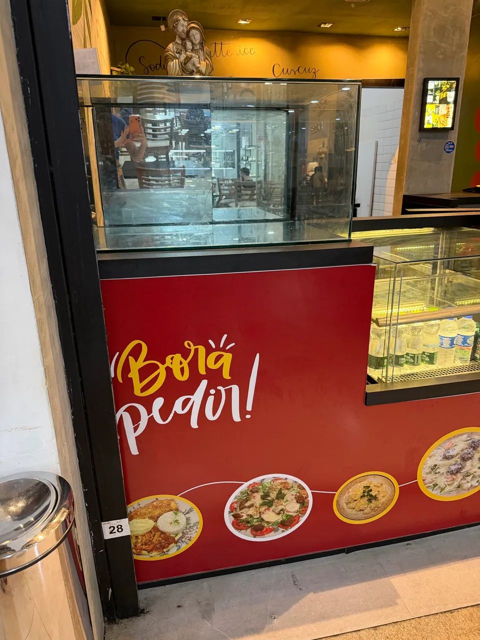 Móveis completos cafeteria, restaurante e lanchonete 