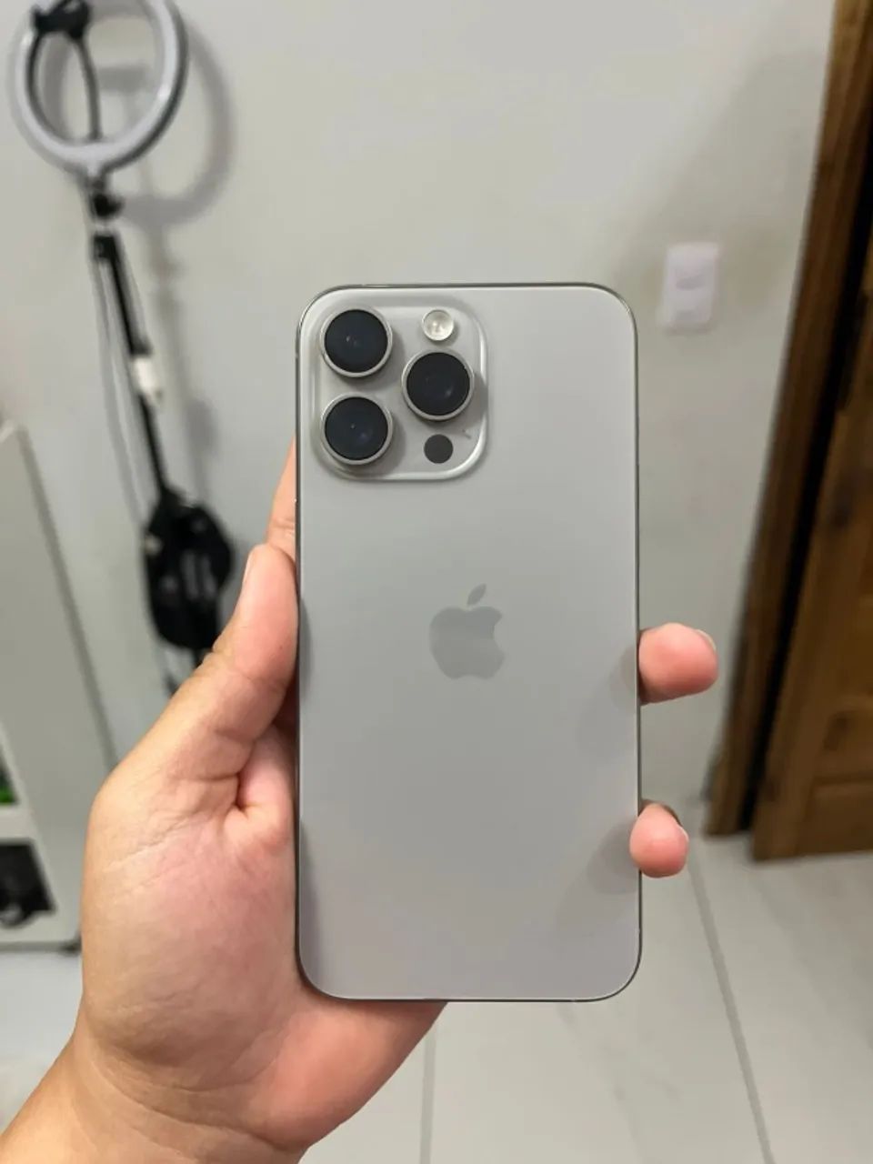 iPhone 15 Pro Max 256gb/ Seminovo COM CAIXA