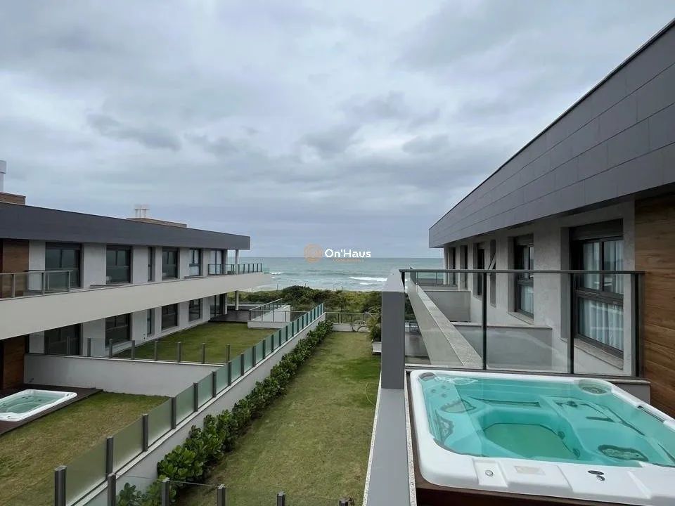 Apartamento face norte frente mar