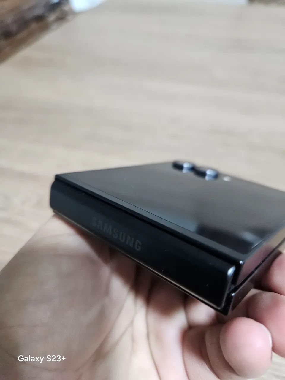 Galaxy Z Flip 7 FE