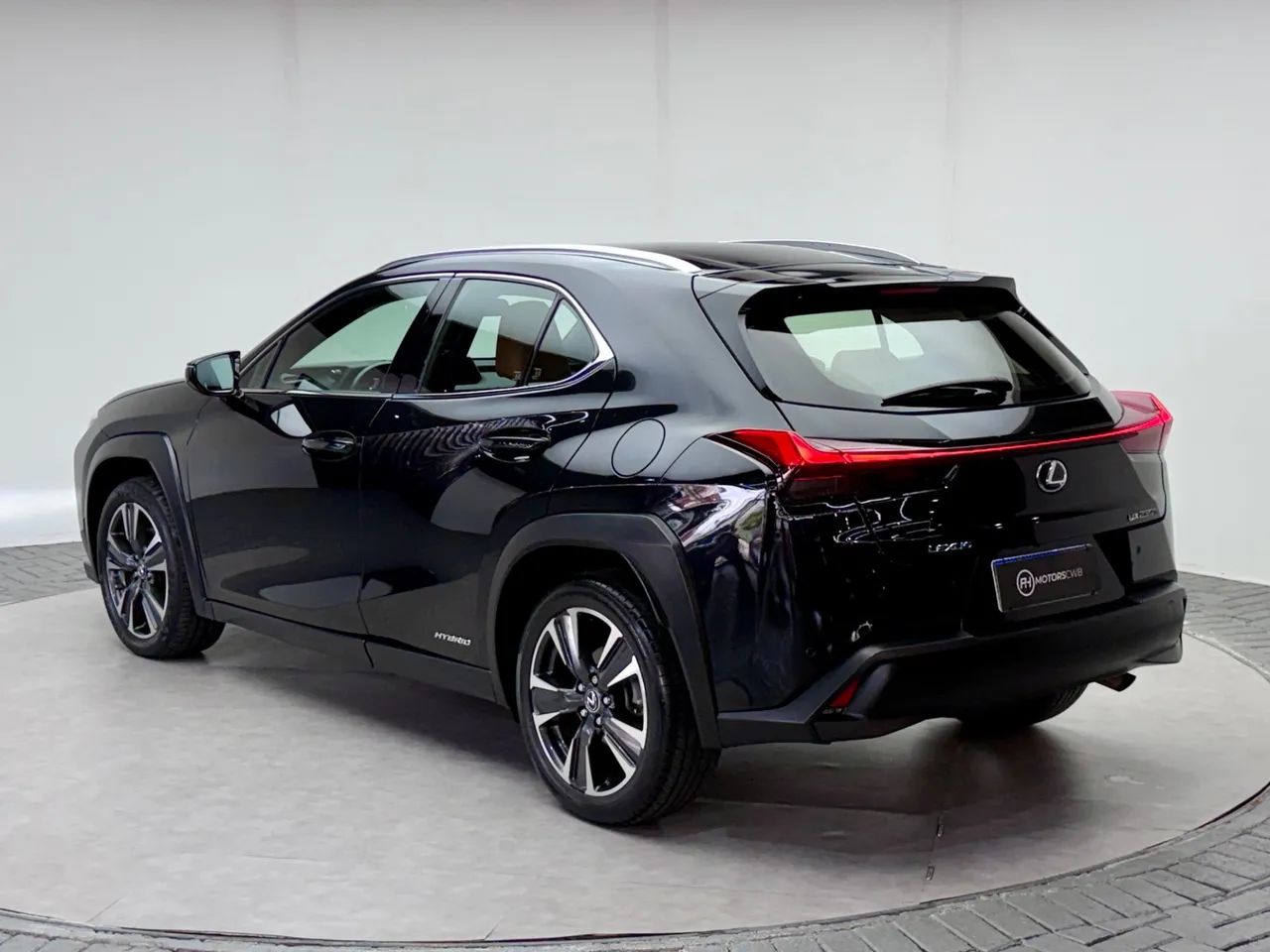 Lexus UX-250h Dynamic 2.0 16V Aut.(hybrid), foto 6 de 20