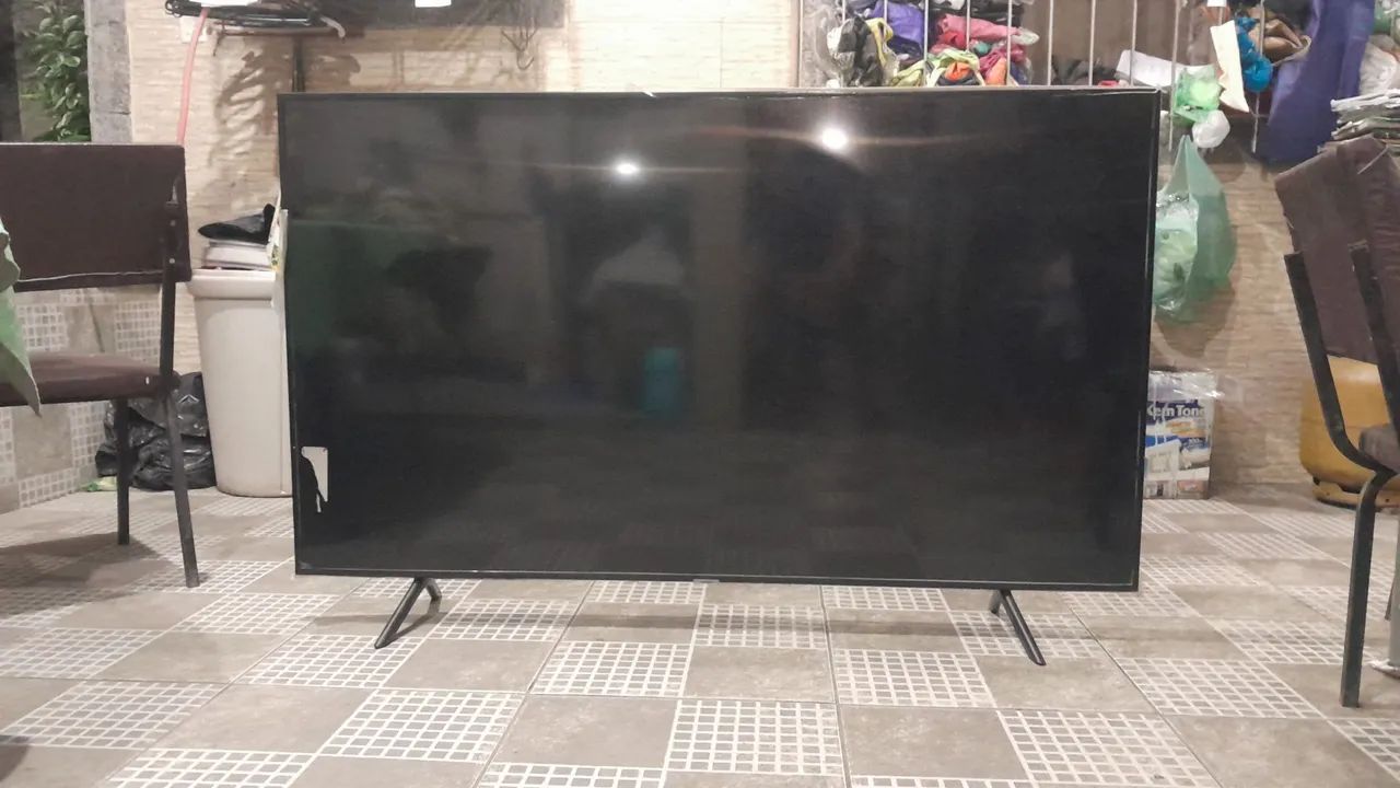 Vendo TV de 65" - Foto 2