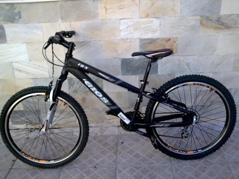 Bike GIOS FR-X semi zero com CATEYE. 