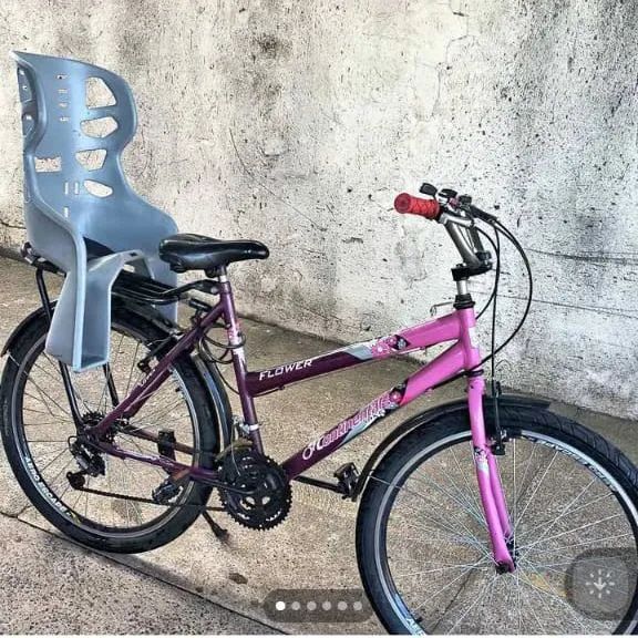 Vendo bicicleta aro 26 com cadeirinha 