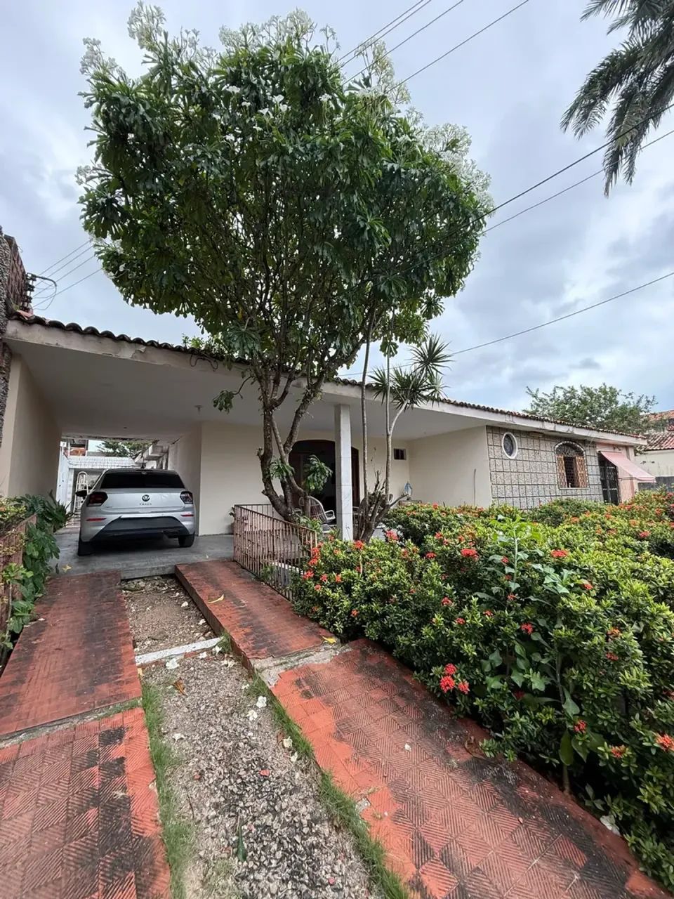vendo casa com terreno-  Aerolândia. - Foto 2