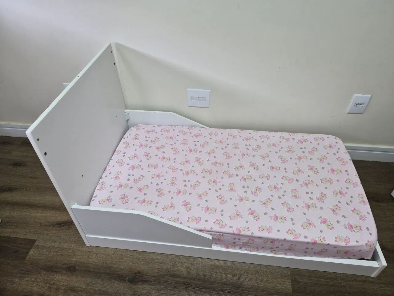 Mini cama infantil com colchão infantil 