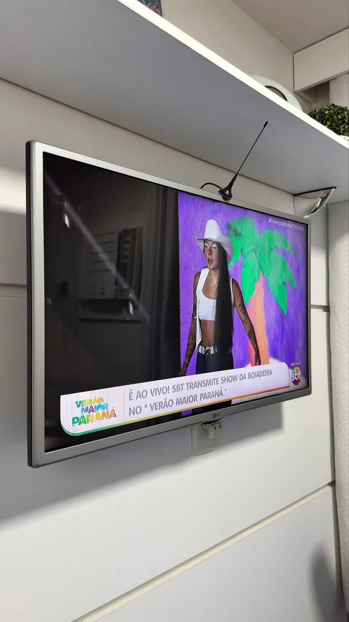 TV LG de 32 polegadas. - Foto 2