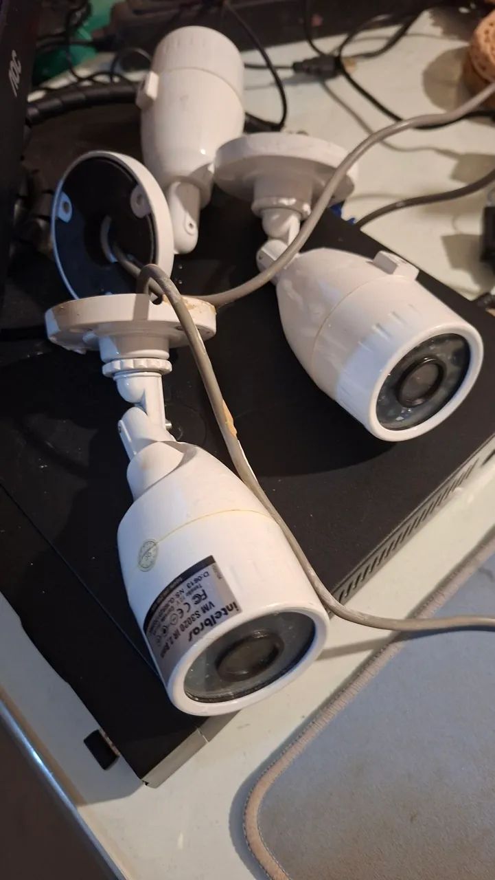 Dvr intelbras com câmeras  - Foto 2